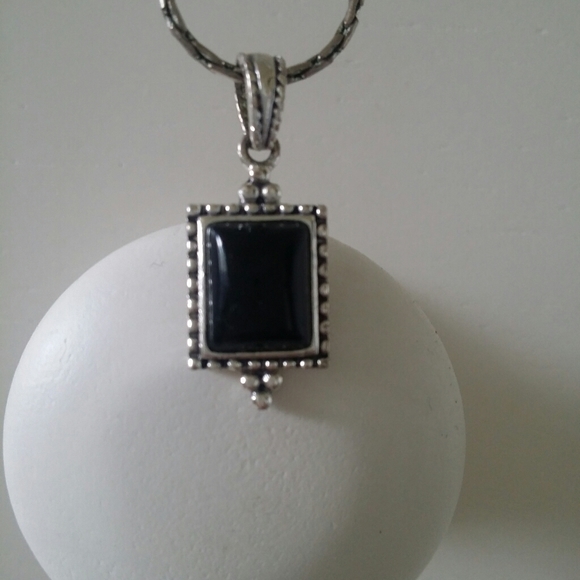 Black jewel necklace